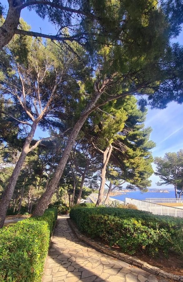 Appartement Superbe Vue - Plage, Piscine Et Tennis Prive *