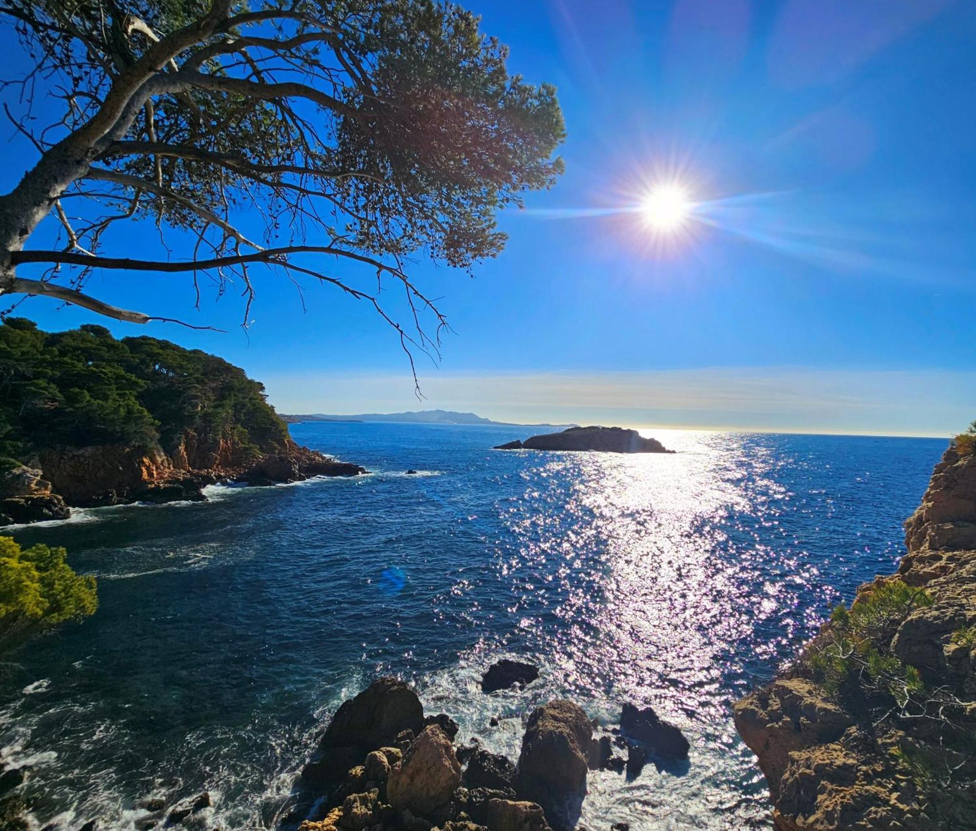 Superbe Vue - Plage, Piscine Et Tennis Prive